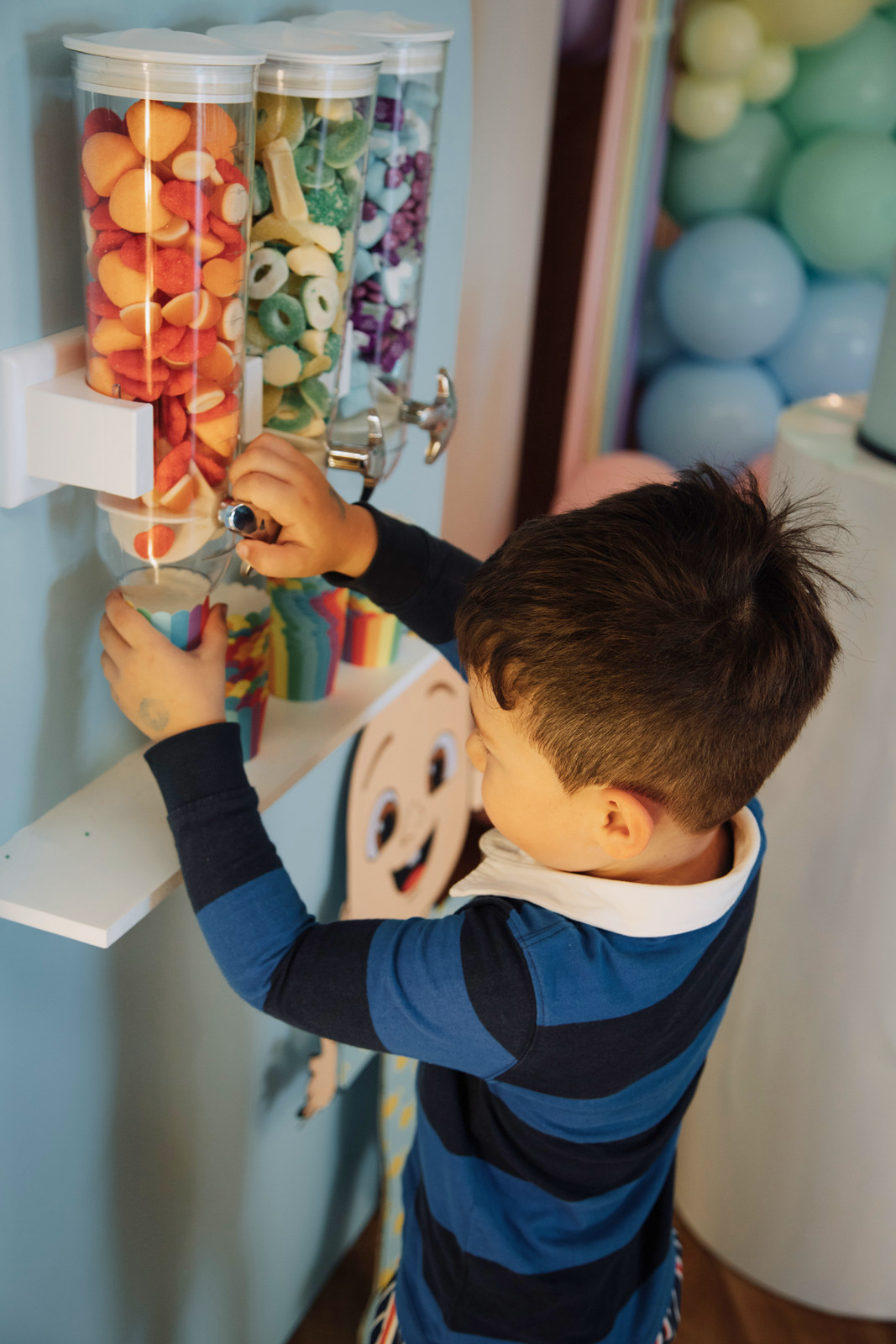 Candy Dispenser Arch